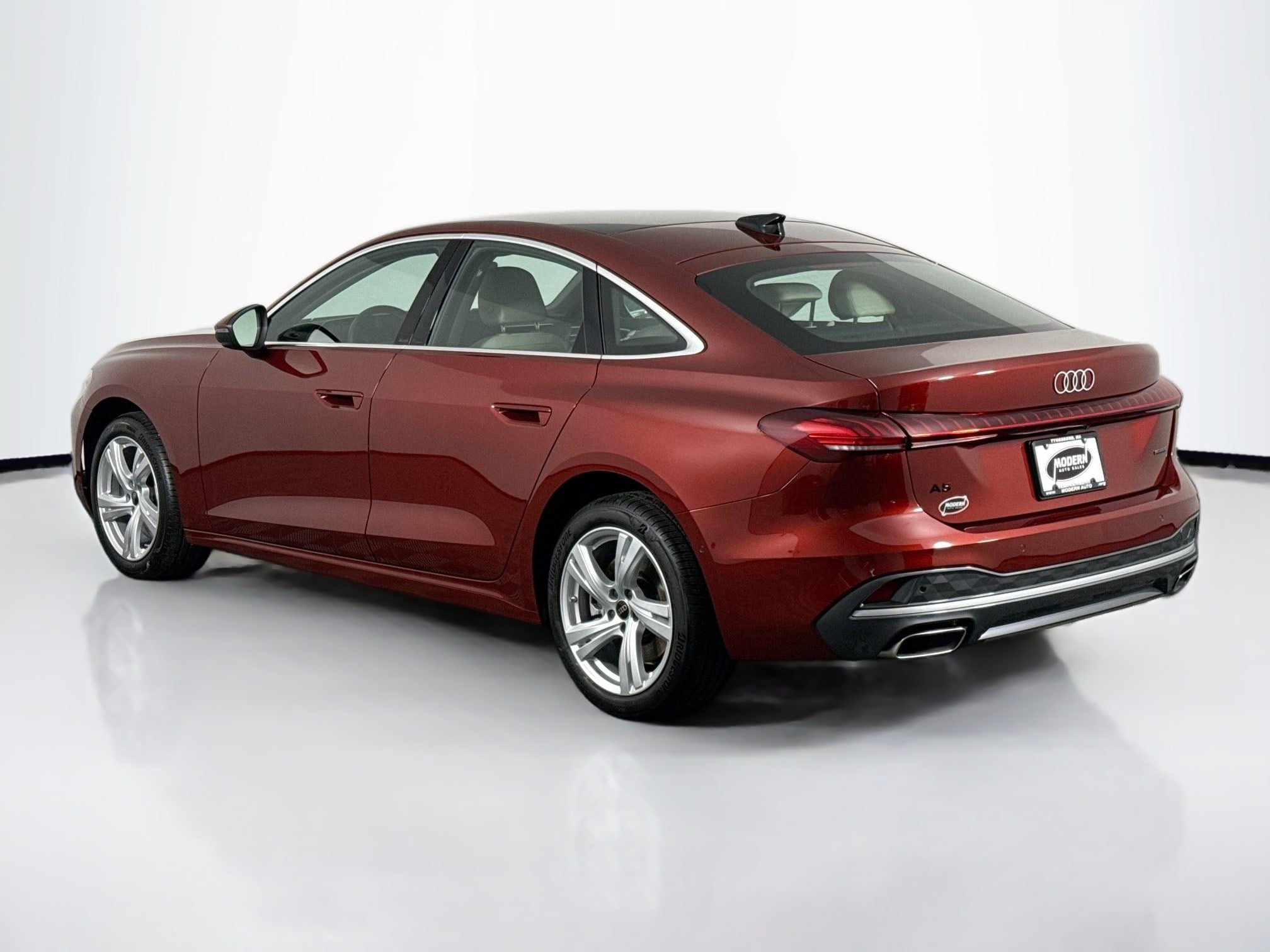 Used 2025 Audi A5 2.0T Premium Plus w/ Premium Plus AWD/4WD image 13