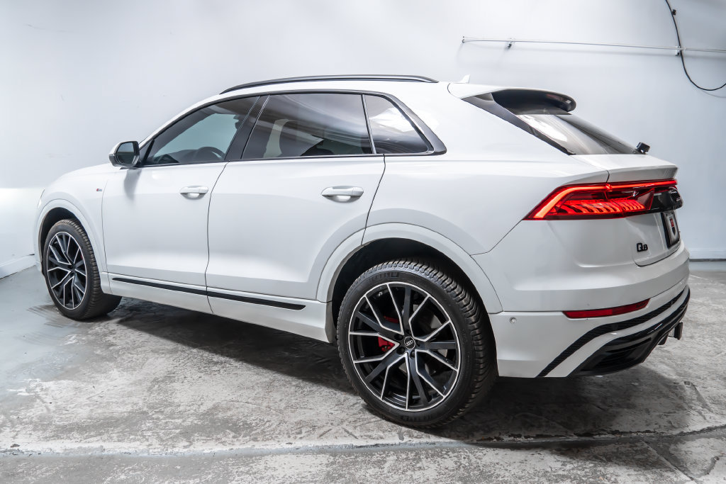 Used 2023 Audi Q8 Premium Plus w/ Premium Plus Package AWD/4WD image 2