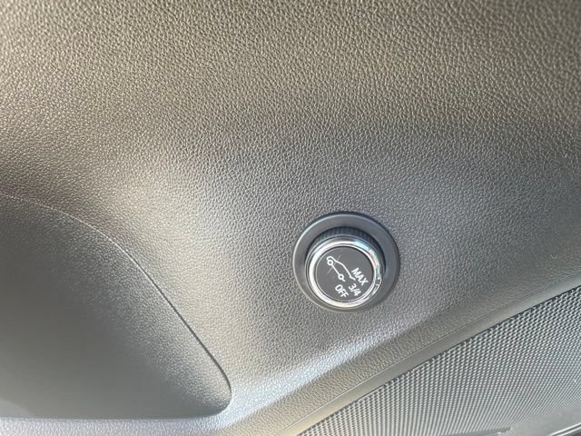 Used 2023 Buick Envision Essence w/ Sport Touring Package AWD/4WD image 33
