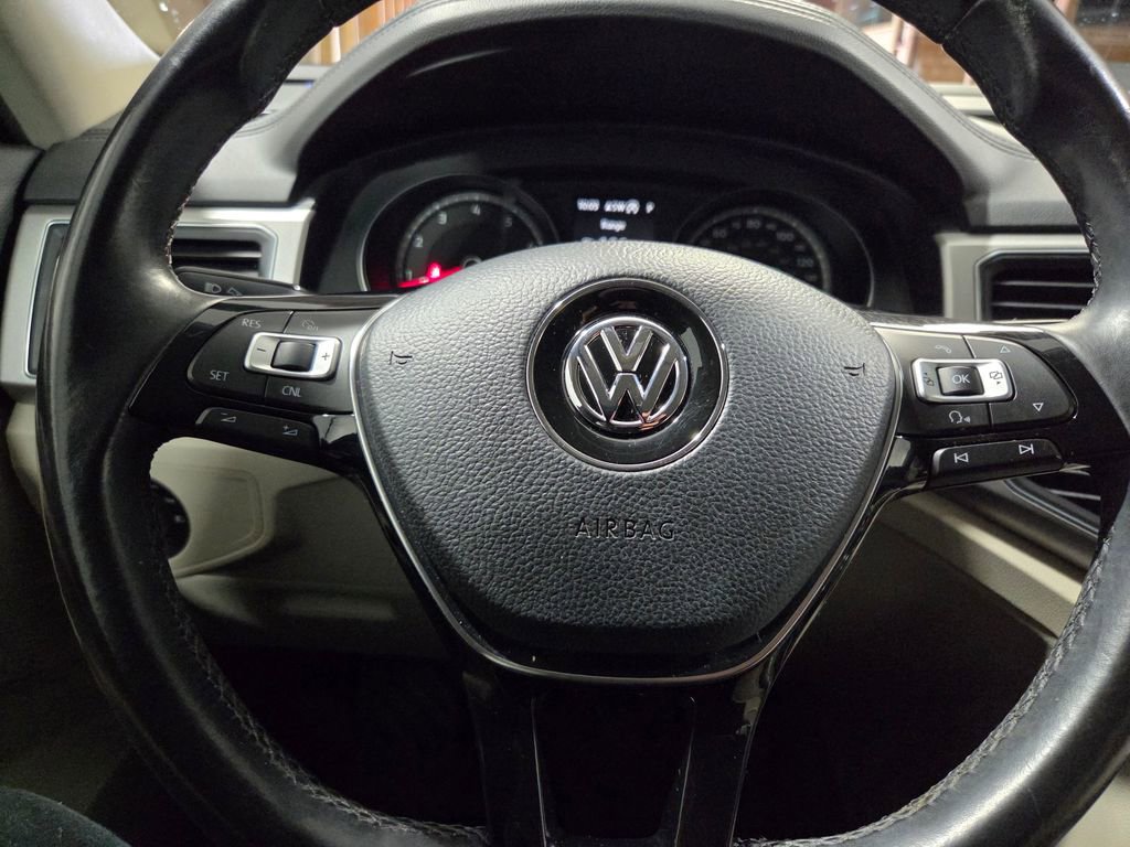 Used 2018 Volkswagen Atlas SE image 5
