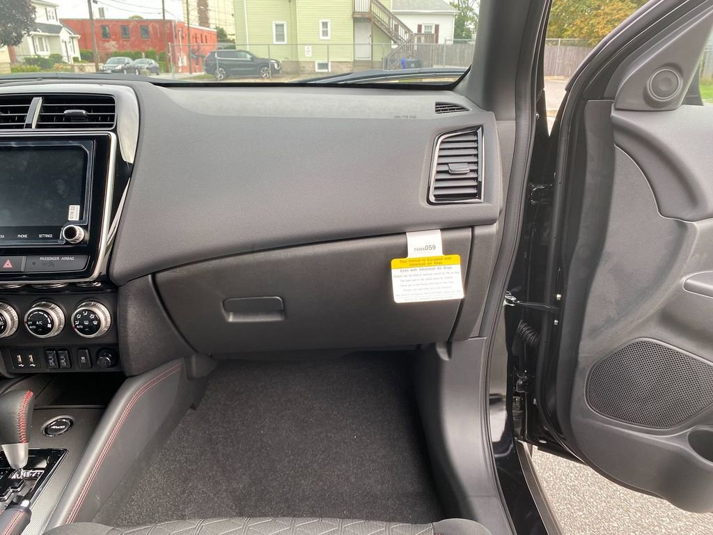 New 2025 Mitsubishi Outlander Sport AWD image 28