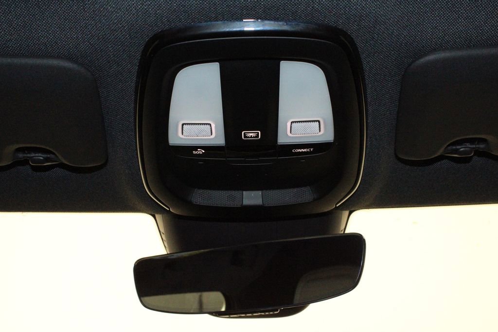 Used 2022 Polestar Polestar 2 w/ Pilot Package image 28