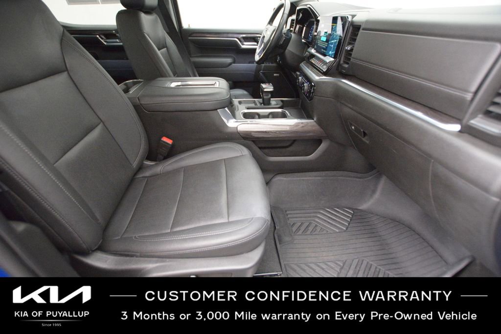 Used 2022 Chevrolet Silverado 1500 LTZ image 16