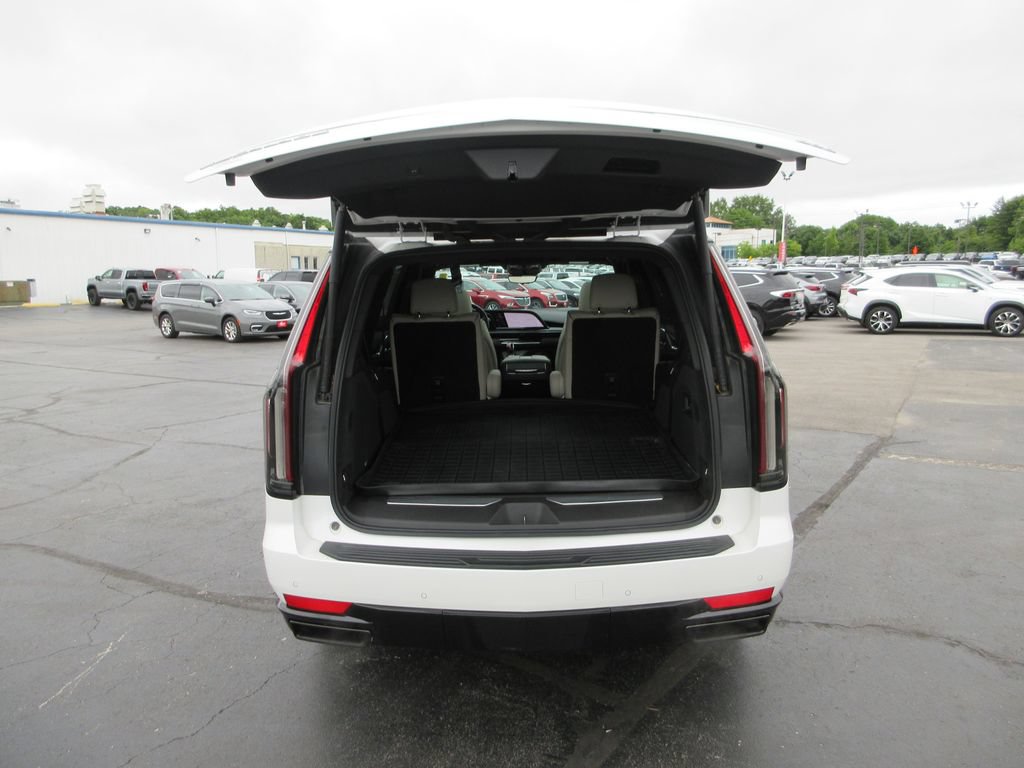 Certified 2021 Cadillac Escalade Sport AWD/4WD image 7