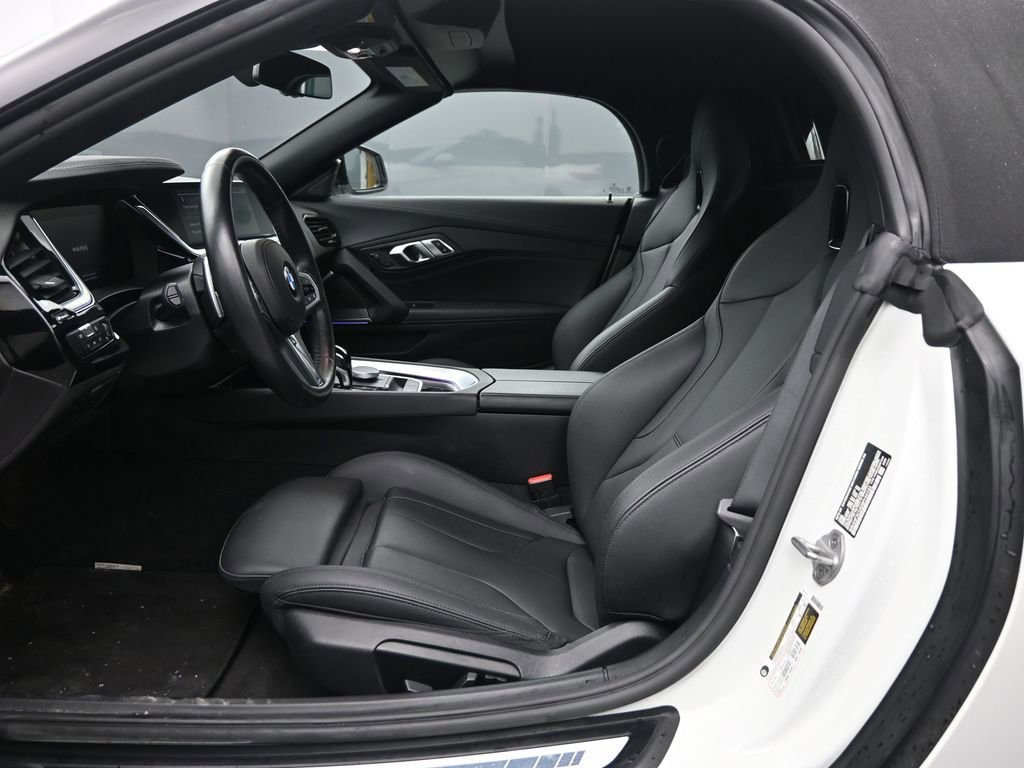 Used 2025 BMW Z4 sDrive30i image 15