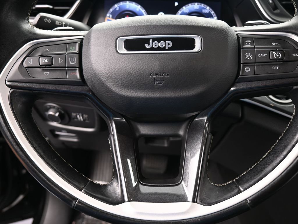 Used 2021 Jeep Grand Cherokee L Laredo w/ Luxury Tech Group I image 30