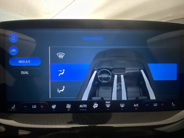 Used 2024 Ford Escape ST-Line w/ Tech Pack #1 FWD image 19