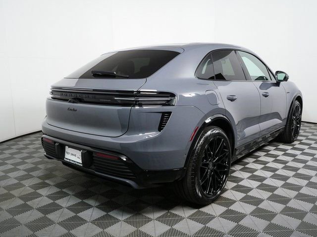 New 2026 Porsche Macan Turbo Electric image 30