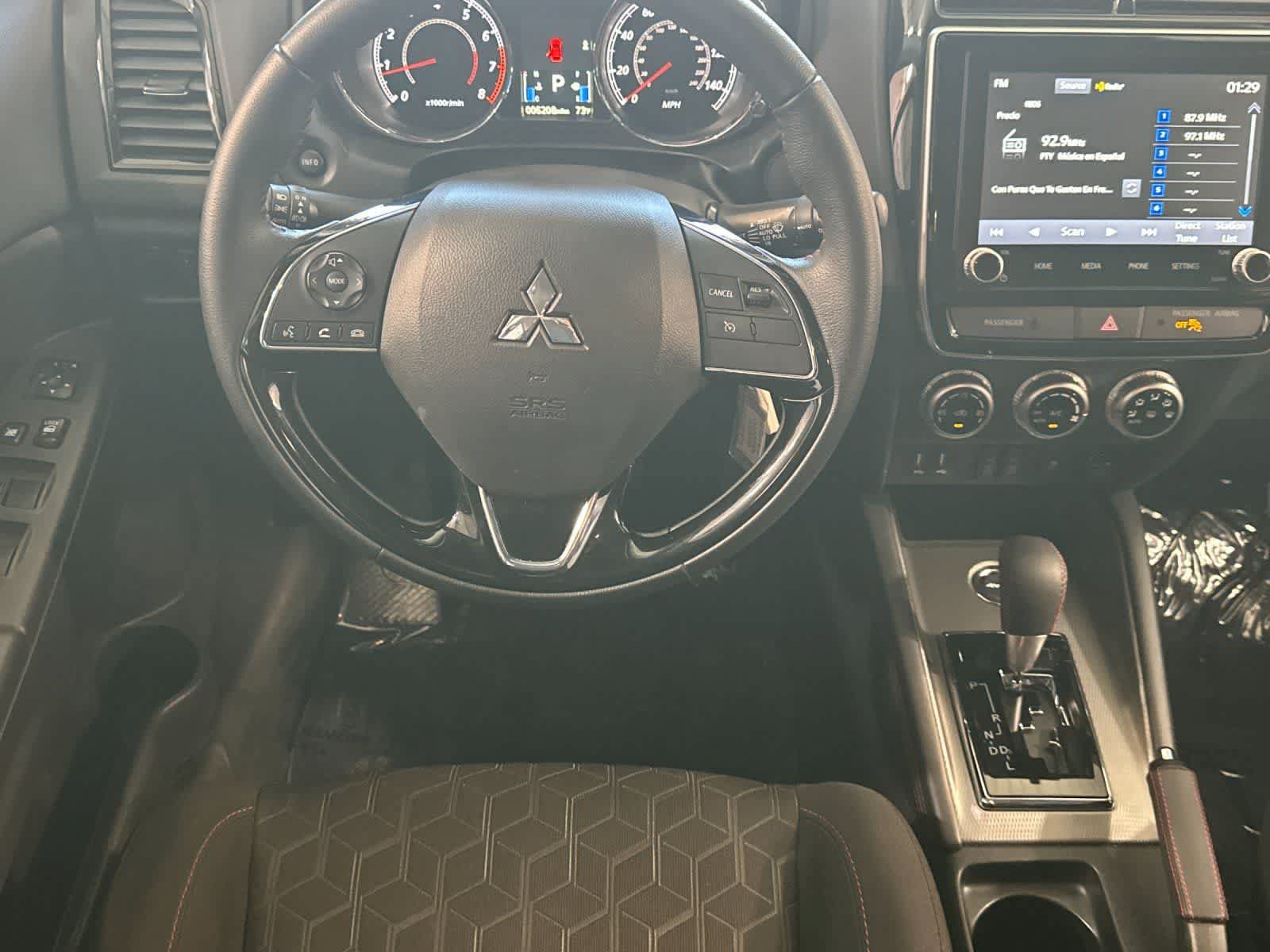 Used 2026 Mitsubishi Outlander Sport LE AWD/4WD image 15