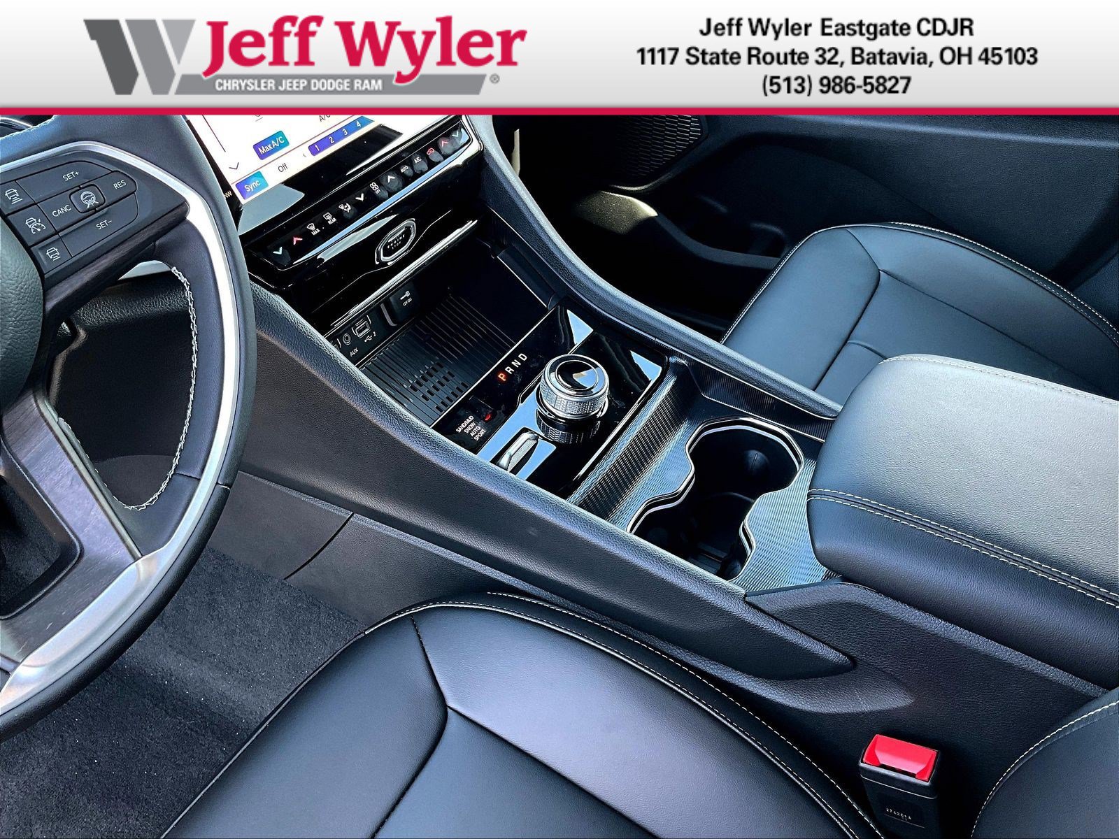 New 2027 Jeep Grand Cherokee Limited w/ Limited Altitude Package AWD/4WD image 12