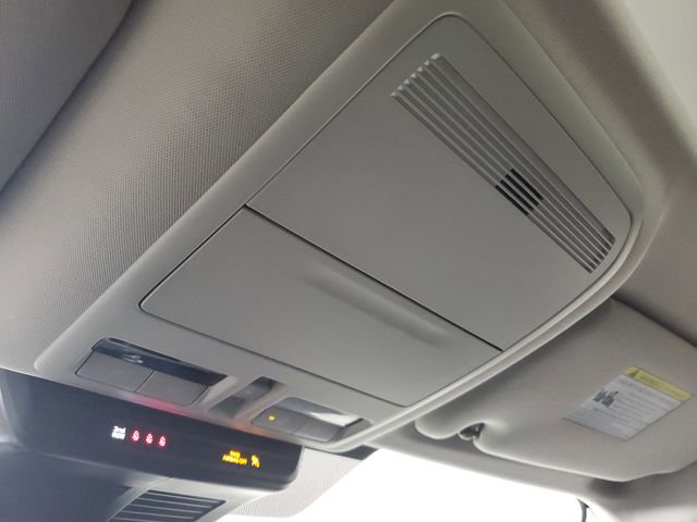 Used 2025 MAZDA CX-70 Plug-In Hybrid w/ Premium Pkg image 34