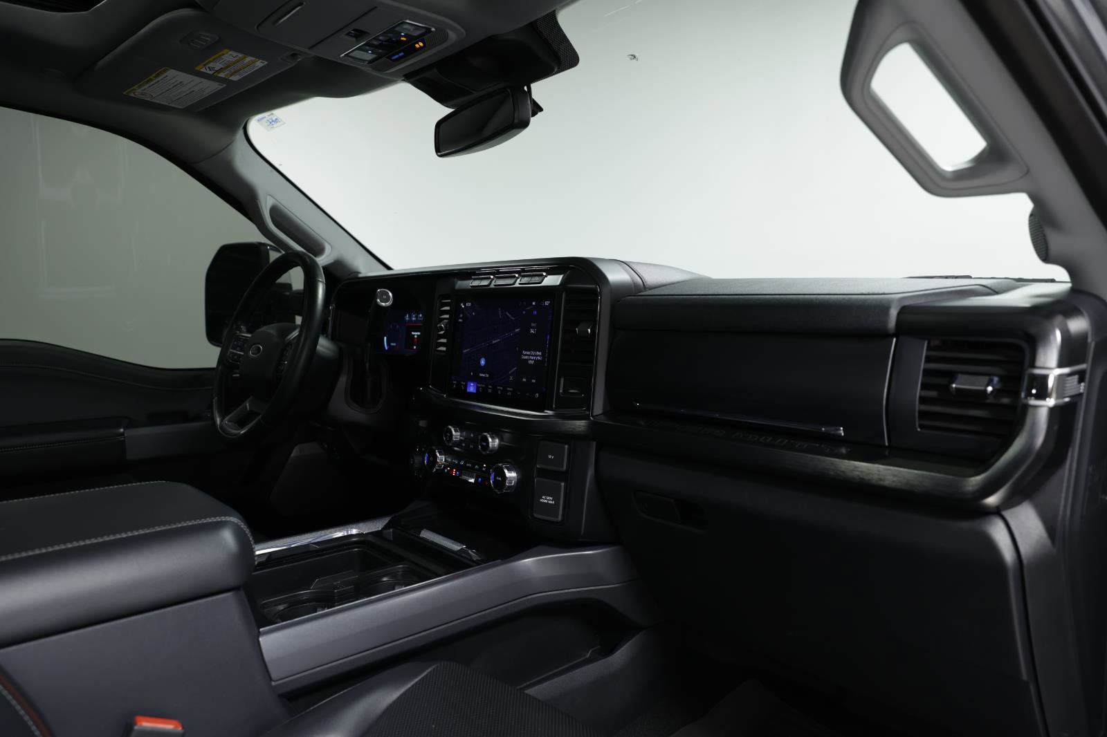 Used 2024 Ford F350 Lariat w/ Chrome Package image 15