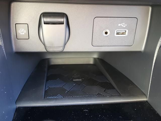 New 2025 Nissan Versa SV w/ Trunk Package image 18