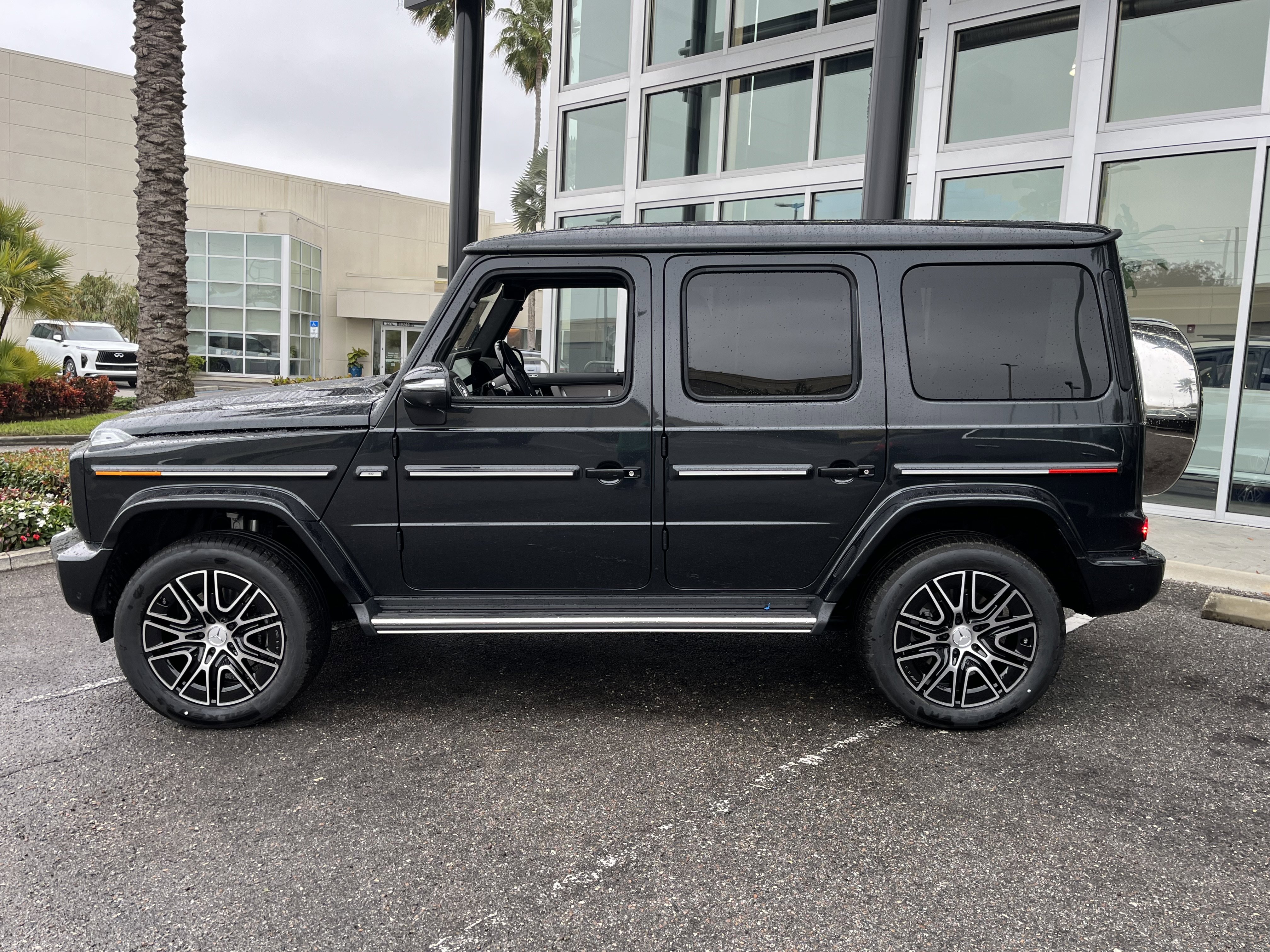 New 2026 Mercedes-Benz G 580 w/ EQ Technology image 3