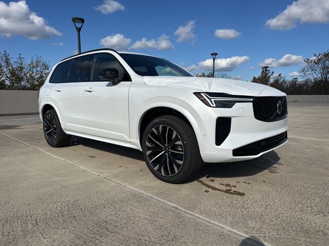 New 2026 Volvo XC90 B6 Ultra w/ Protection Package Premier