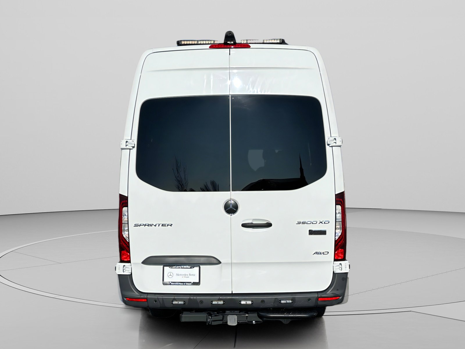 Used 2024 Mercedes-Benz Sprinter 3500 image 6