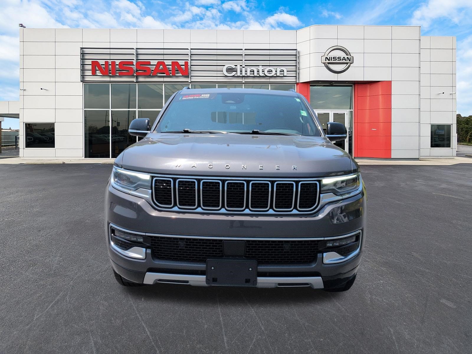 Used 2024 Jeep Wagoneer Series II AWD/4WD image 8