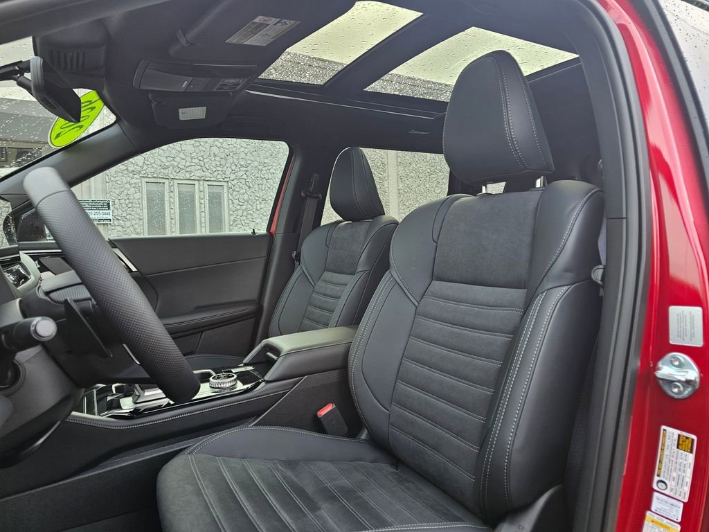 New 2026 Mitsubishi Outlander AWD image 18