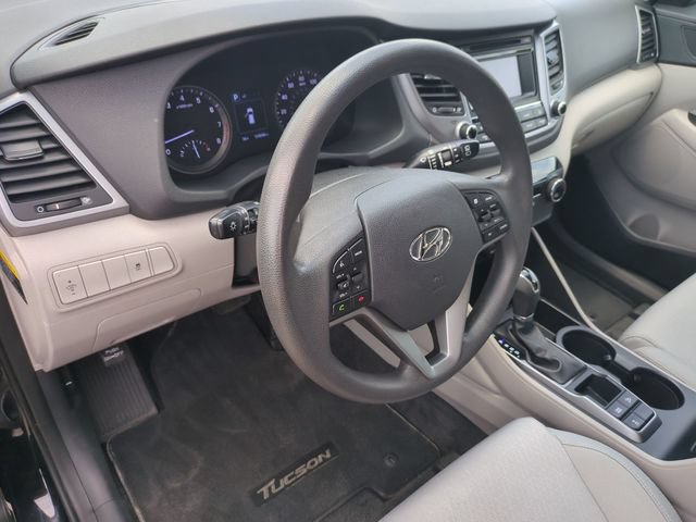 Used 2017 Hyundai Tucson SE w/ SE Popular Package 02 AWD/4WD image 7