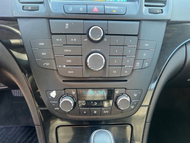 Used 2013 Buick Regal Leather FWD image 22
