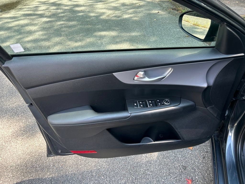 Used 2024 Kia Forte LXS FWD image 13