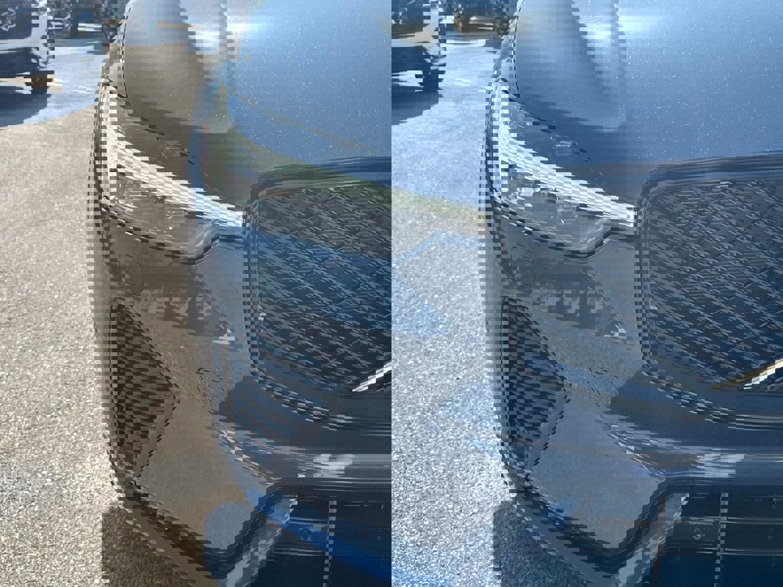 New 2026 Volvo XC60 B5 Plus w/ Climate Package image 9