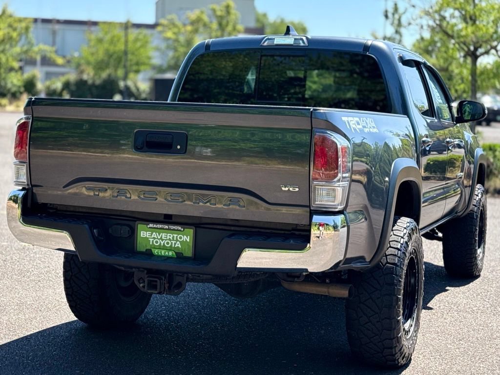 Used 2022 Toyota Tacoma TRD Off-Road AWD/4WD image 5