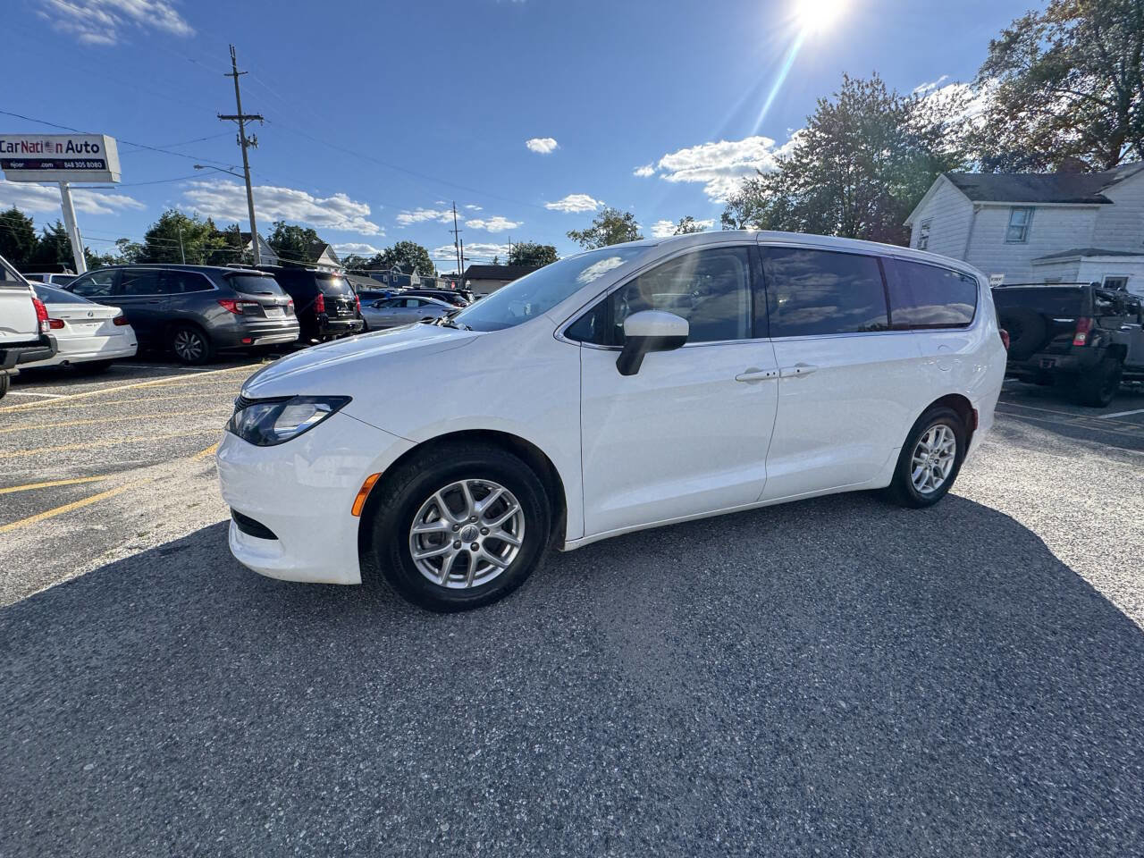 Used 2022 Chrysler Voyager LX image 25