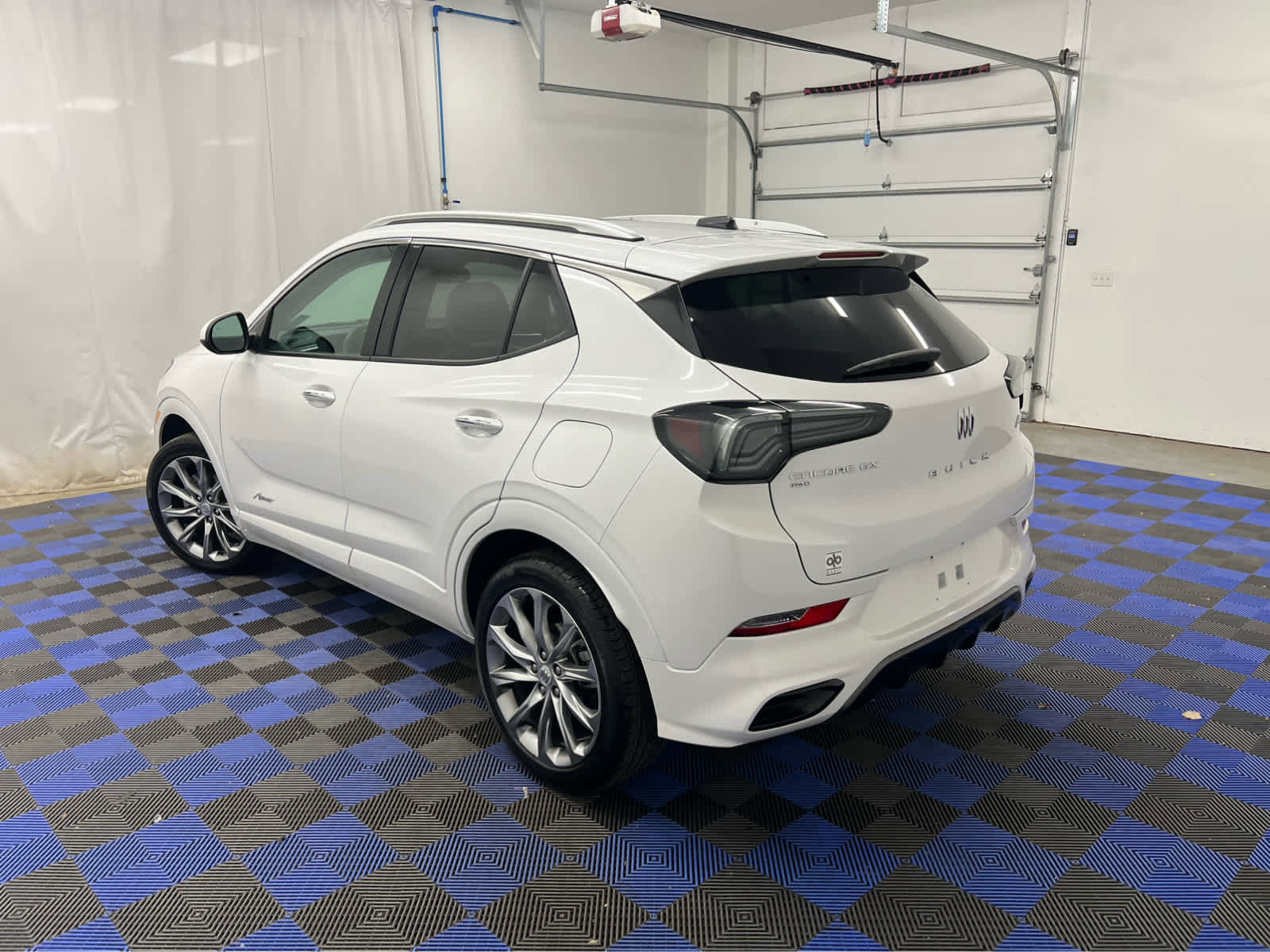 Used 2024 Buick Encore GX Avenir w/ Avenir Convenience Package image 8