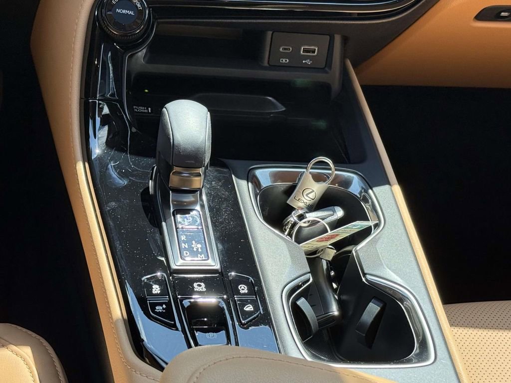 Used 2025 Lexus NX 350 AWD w/ Cold Area Package image 20