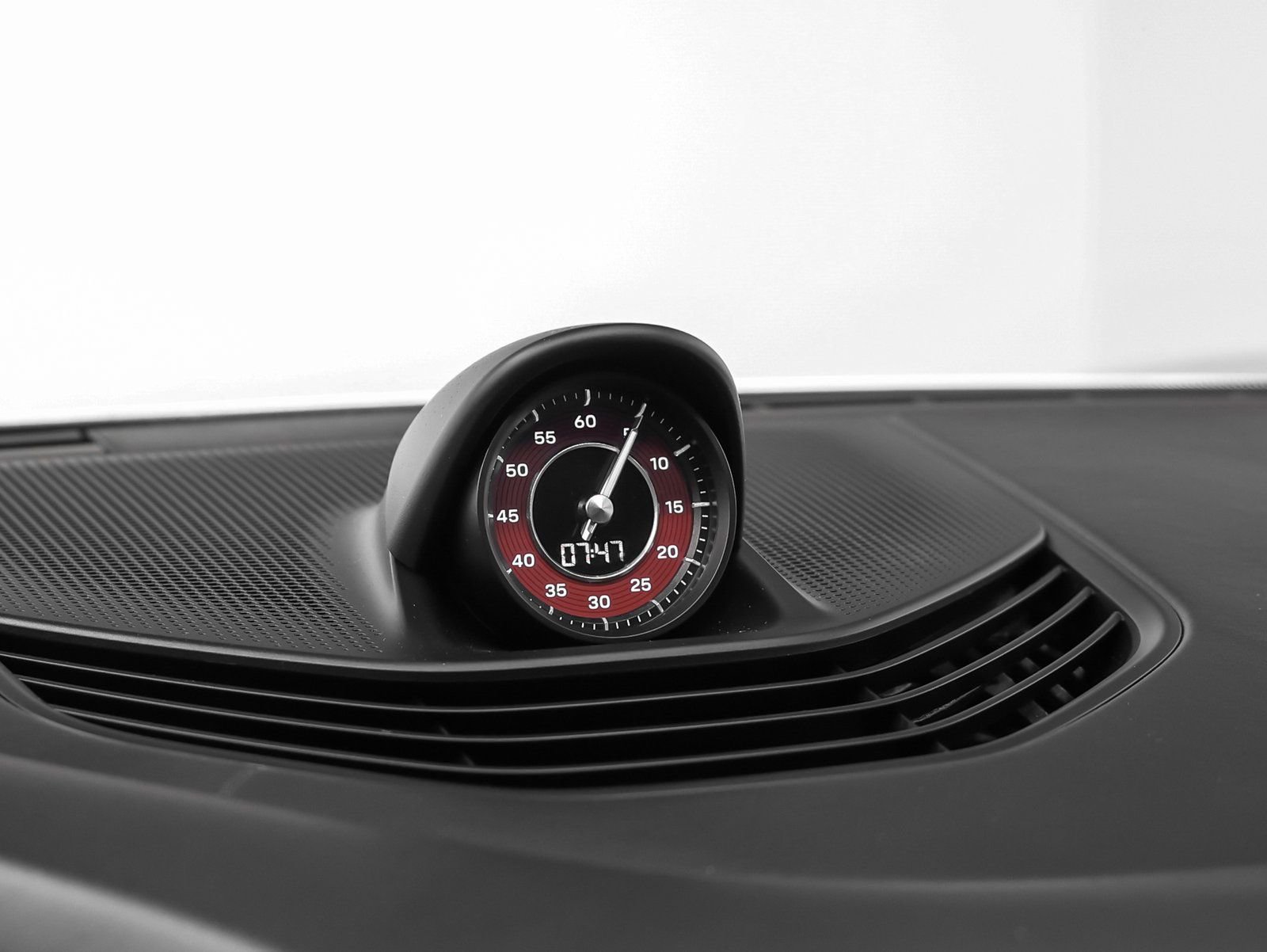 Certified 2023 Porsche Taycan image 31