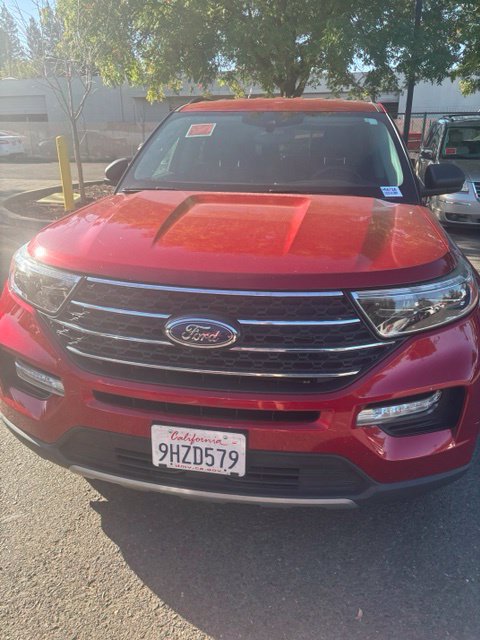 Used 2023 Ford Explorer XLT w/ Equipment Group 202A RWD image 1