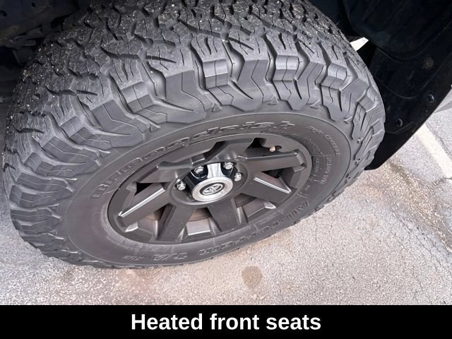 Used 2018 Toyota 4Runner TRD Off-Road Premium AWD/4WD image 11