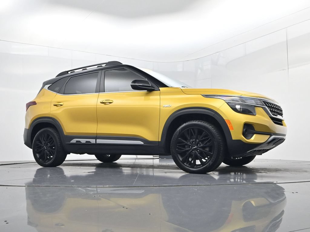Certified 2023 Kia Seltos Nightfall Edition AWD/4WD image 37