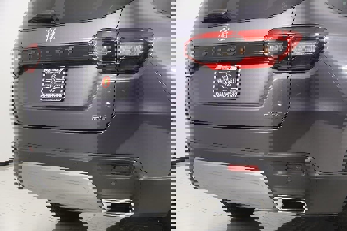 Used 2023 Honda Pilot Elite image 45