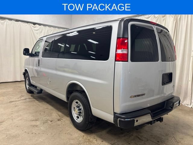 Used 2025 Chevrolet Express 2500 LT w/ LT Preferred Equipment Group RWD image 6