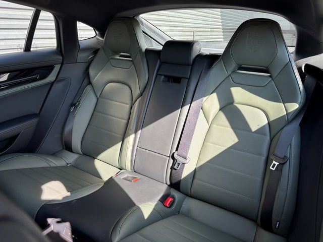 New 2026 Porsche Panamera 4 image 27
