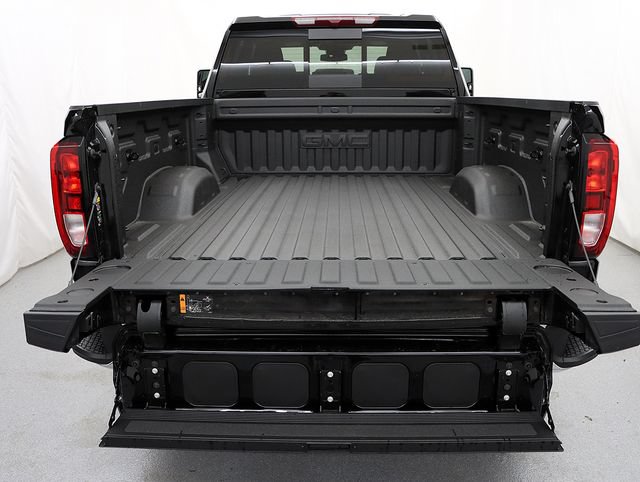 New 2026 GMC Sierra 2500 SLE w/ SLE Value Package; AWD/4WD image 8