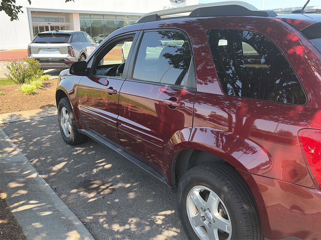Used 2009 Pontiac Torrent 2WD w/ Preferred Package image 2