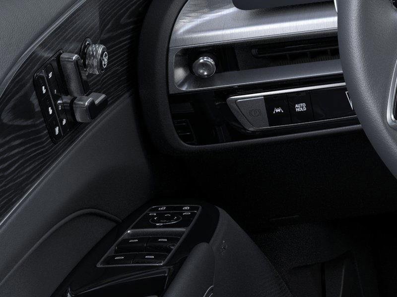 New 2025 Cadillac Lyriq Luxury image 22