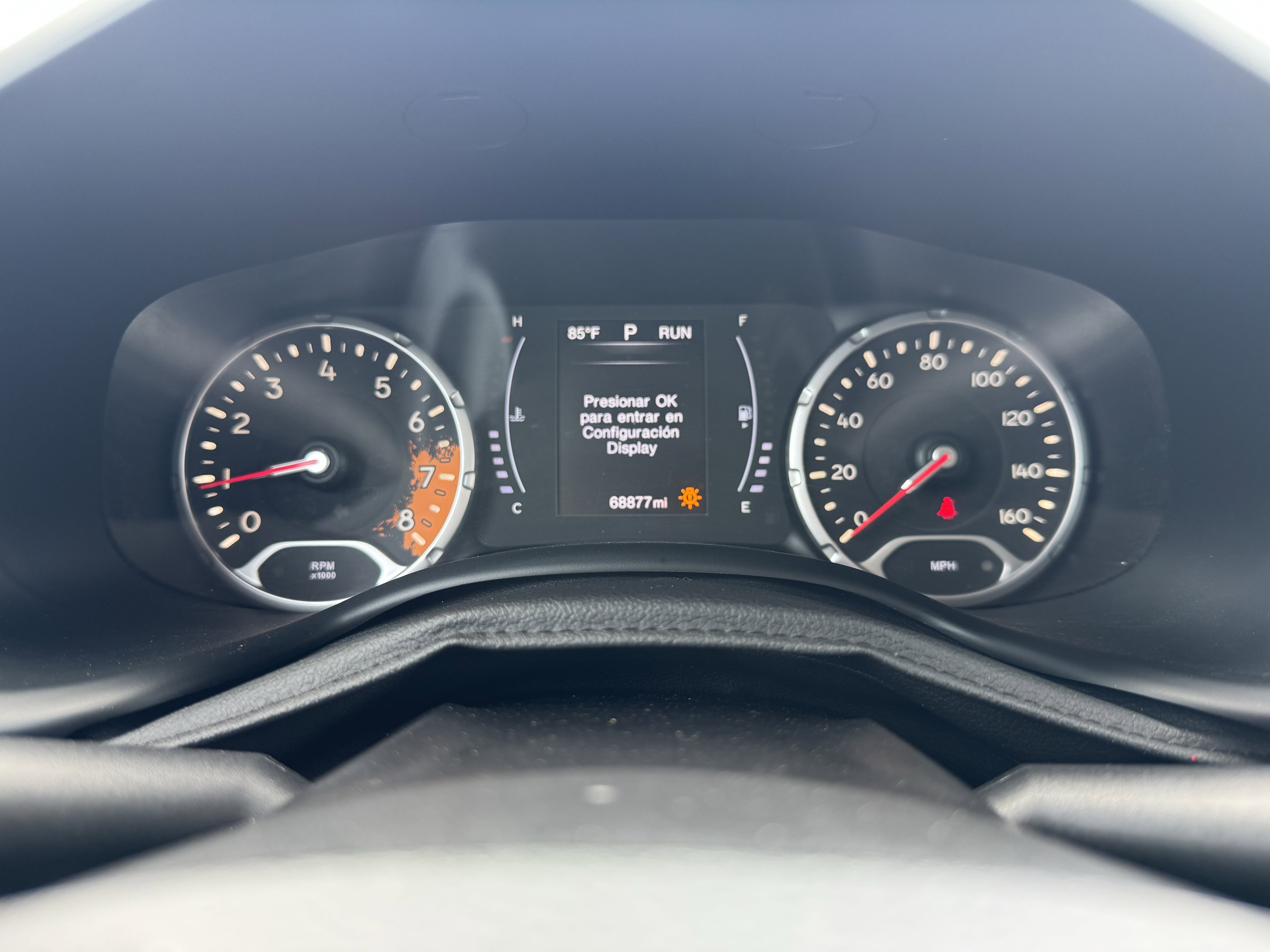Used 2018 Jeep Renegade Altitude FWD image 12