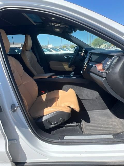 Used 2024 Volvo XC60 T8 Ultimate w/ Protection Package Premier AWD/4WD image 34