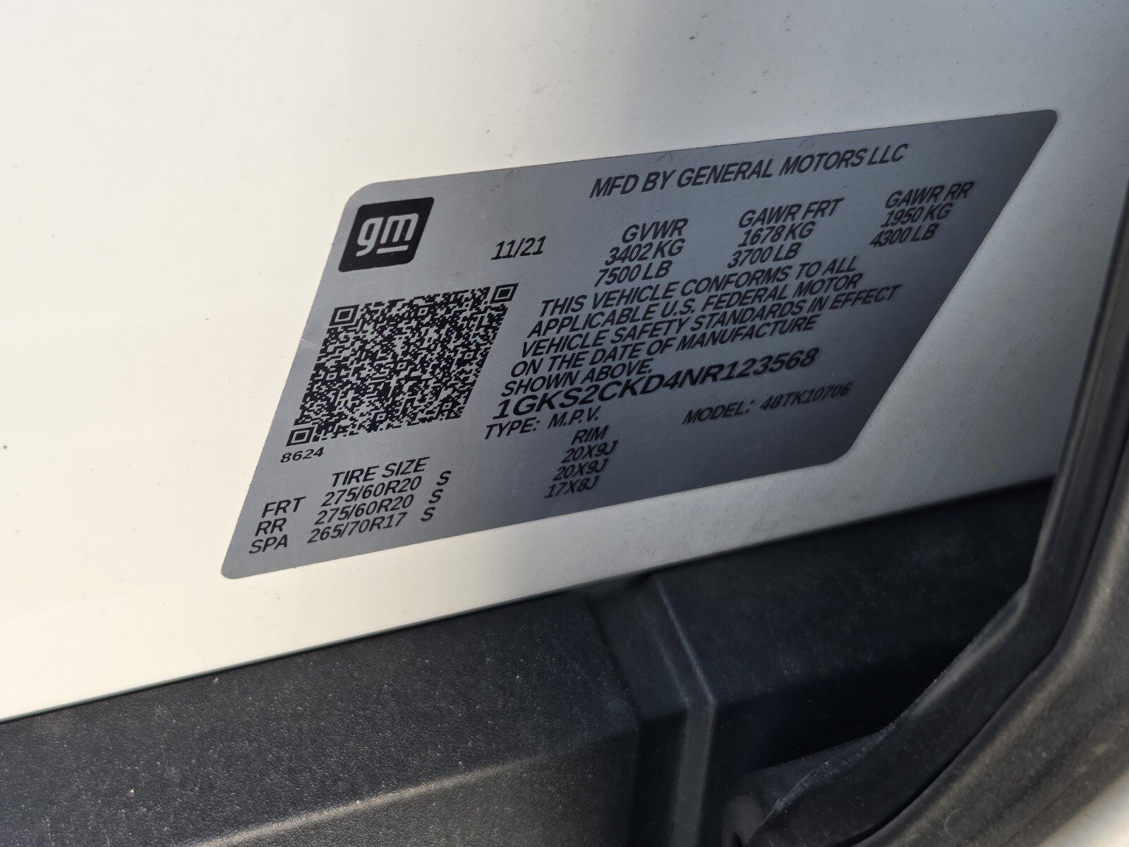 Used 2022 GMC Yukon AT4 w/ AT4 Premium Plus Package AWD/4WD image 35