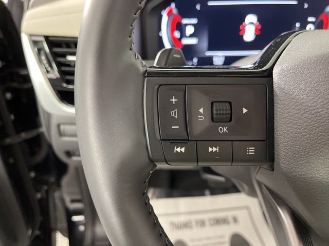 Used 2025 Nissan Rogue SL image 22