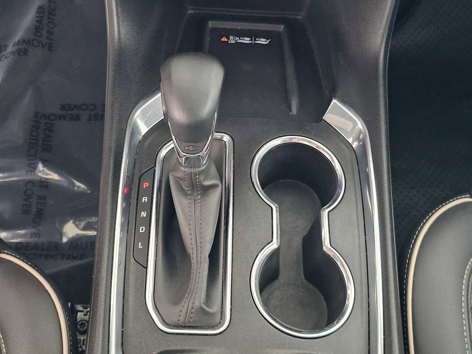 Used 2023 Chevrolet Traverse Premier image 32