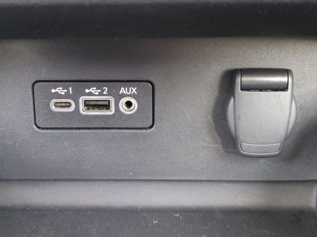 Used 2024 Nissan Altima 2.5 SV image 19