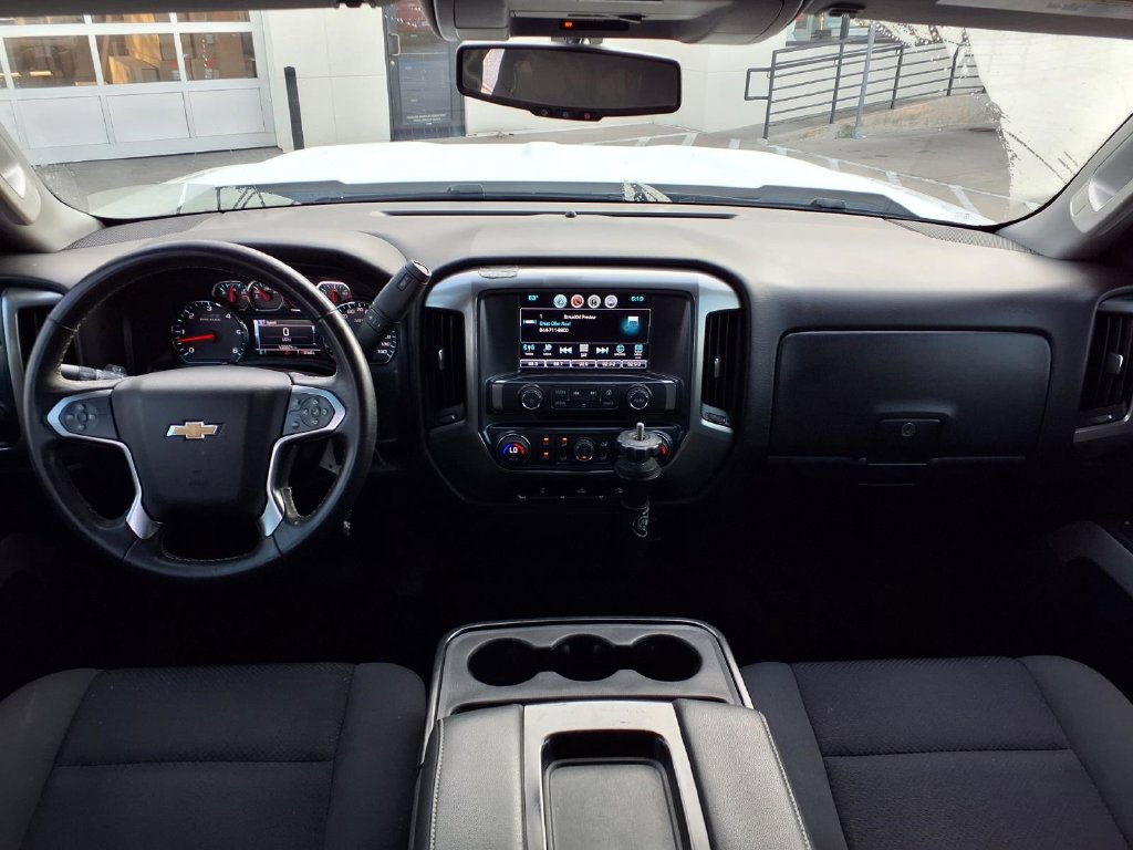 Used 2018 Chevrolet Silverado 1500 LT w/ All Star Edition AWD/4WD image 3
