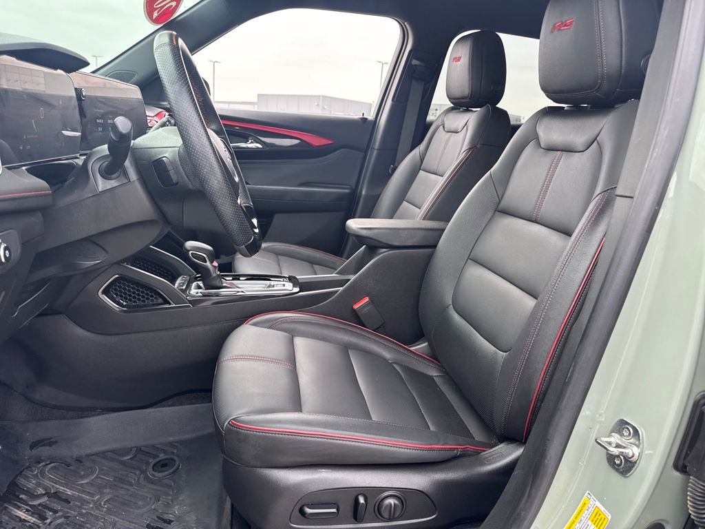 Used 2024 Chevrolet TrailBlazer RS w/ Convenience Package image 17