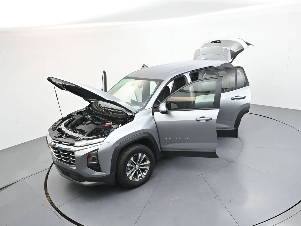 Used 2026 Chevrolet Equinox LT w/ Convenience Package II AWD/4WD image 35