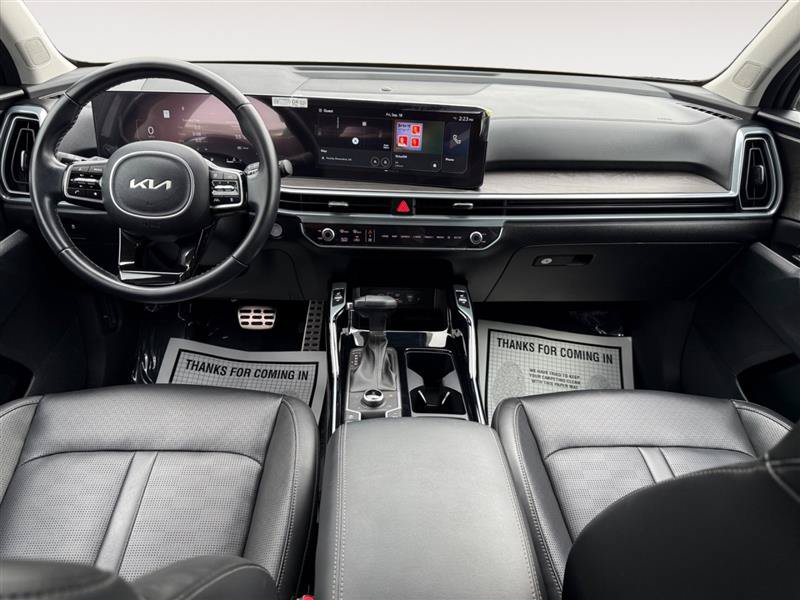 Used 2024 Kia Sorento SX AWD/4WD image 12
